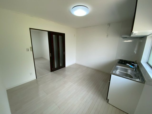 ビーコート青谷の居間・リビング