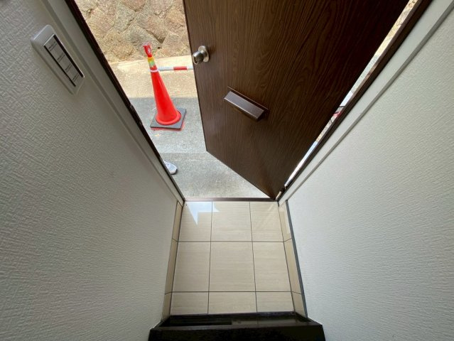 ビーコート青谷の玄関