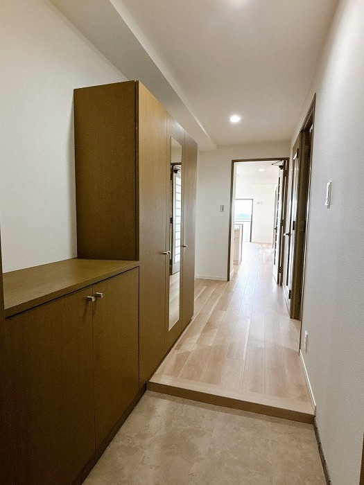 サンハイツ水源の玄関