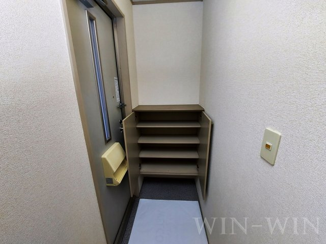 セジュールスールの玄関