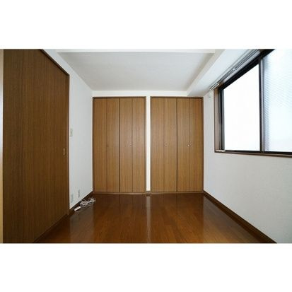 ジュンヴェール山本の居間・リビング