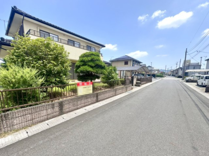 【中古戸建】太田市城西町の外観|■外観｜印象的な外観とこだわりが映える内観。シンプルで洗練されたデザインは住まう人の色に染まり、個性を映し出します。