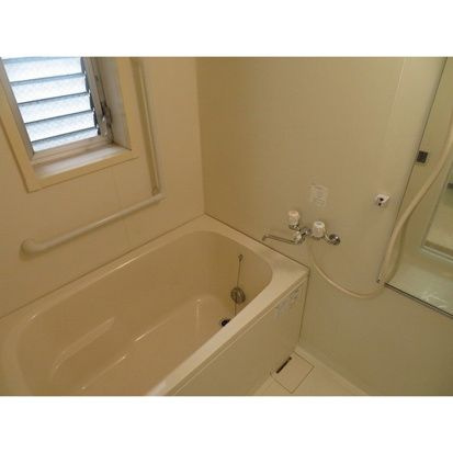 ＭＴクレストの浴室