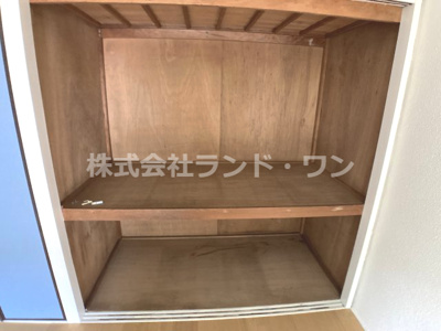 【収納】 | 西武狭山グリーンヒル　6号棟 | 約6帖の洋室にある収納