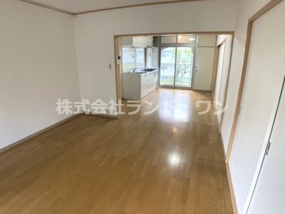 【居間・リビング】 | 西武狭山グリーンヒル　6号棟 | 約14帖のLDK