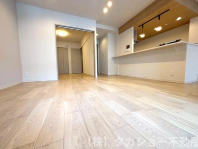 【居間・リビング】 | ザ・レジデンス稲毛台ミッドコートイースト | 使いやすいリビングです