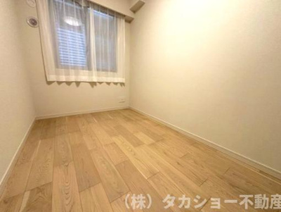 【洋室】 | ザ・レジデンス稲毛台ミッドコートイースト | 明るい洋室です