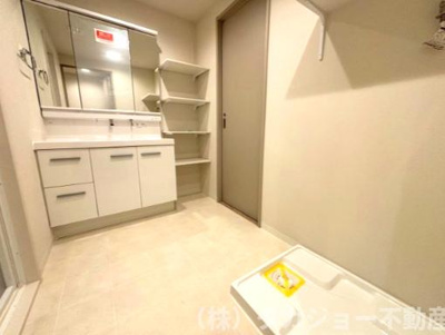 【独立洗面台】 | ザ・レジデンス稲毛台ミッドコートイースト | 独立洗面台、朝の身支度には欠かせません