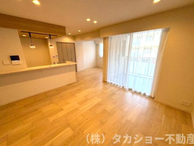 【居間・リビング】 | ザ・レジデンス稲毛台ミッドコートイースト | おしゃれなリビングです