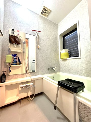 日ノ出2丁目 中古戸建ての浴室