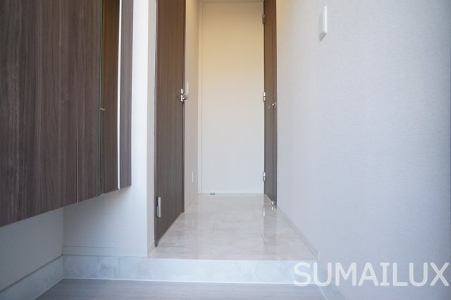 熊本市南区御幸笛田１丁目のアパートの玄関