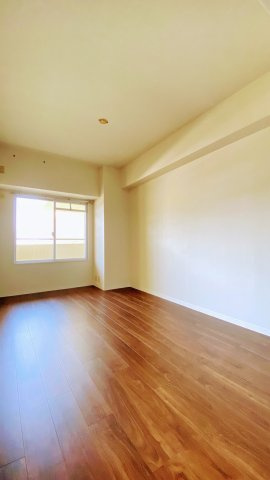 伊丹パーク・ホームズ　１号棟の洋室|洋室