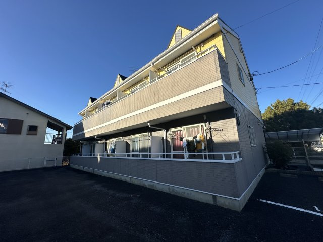 セレニール東山台の外観