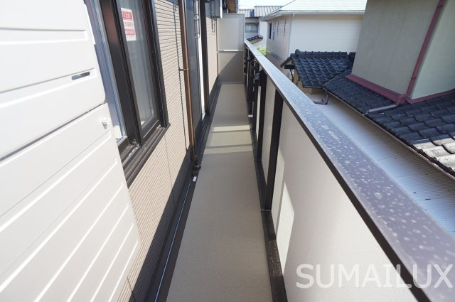 熊本市南区御幸笛田１丁目のアパートのバルコニー