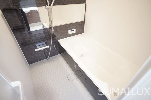 熊本市南区御幸笛田１丁目のアパートの浴室