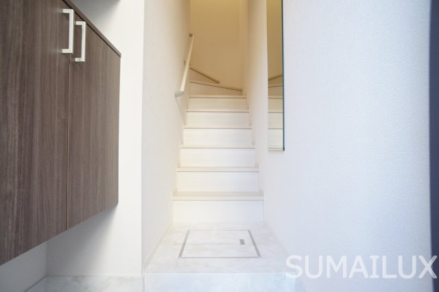 熊本市南区御幸笛田１丁目のアパートの玄関