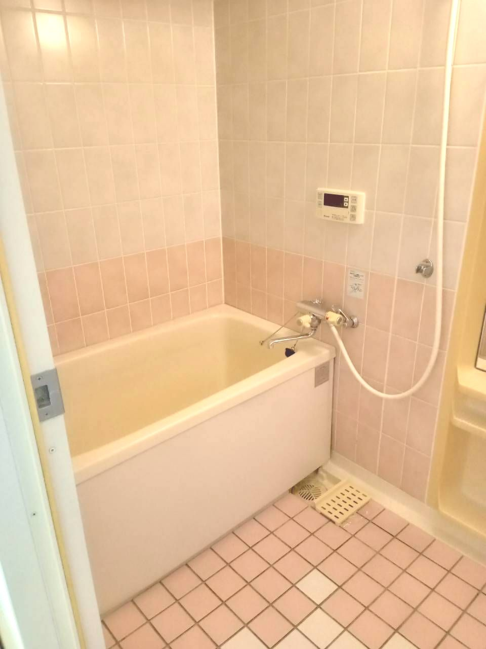 エステム堺萩原天神の浴室