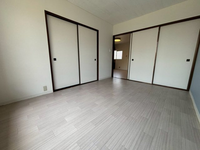 【洋室】 | メゾン・ルピナス | ※クリーニング前の写真です。