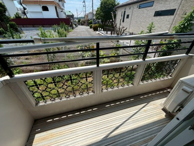 【バルコニー】 | メゾン・ルピナス | ※クリーニング前の写真です。