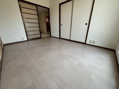 【洋室】 | メゾン・ルピナス | ※クリーニング前の写真です。