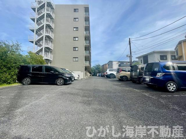 アエラス辻堂サウスウイングの駐車場|敷地内駐車場