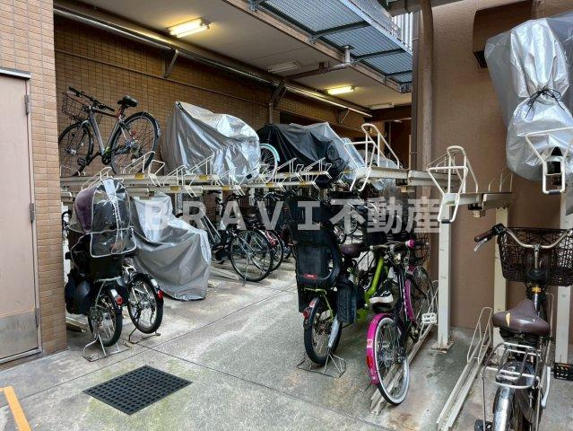 パークヒルズゼンボー大手前　BRAVI不動産のその他共用部分|【パークヒルズゼンボー大手前】駐輪場