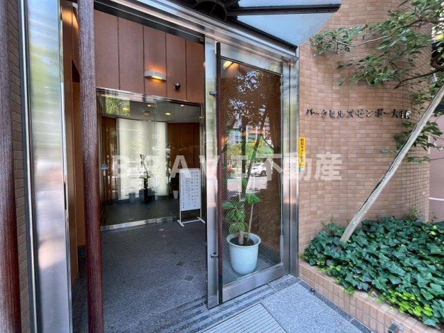 パークヒルズゼンボー大手前　BRAVI不動産のエントランス|【パークヒルズゼンボー大手前】エントランスはこのようになっています