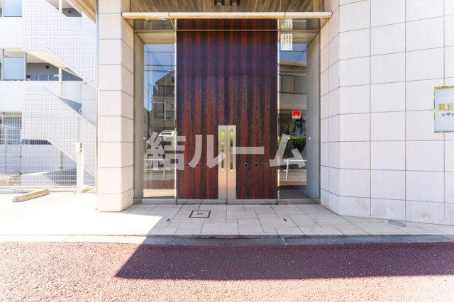 板橋区徳丸１丁目の賃貸マンションのエントランス