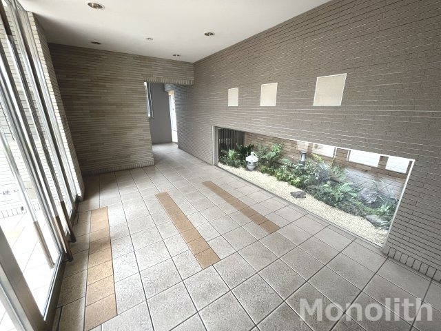 ベルナードサーモスのエントランス