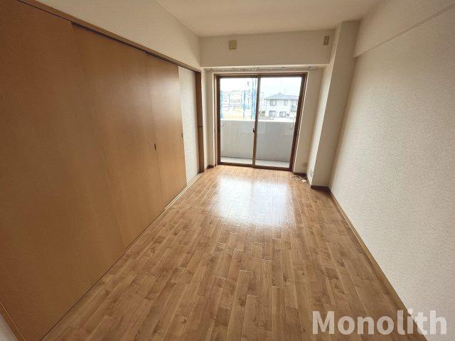 ベルナードサーモスの洋室