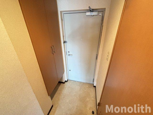 メゾンアズールの玄関