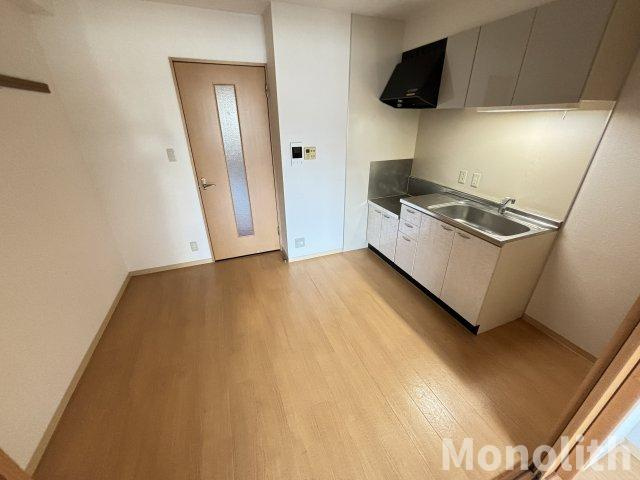 メゾンアズールの居間・リビング