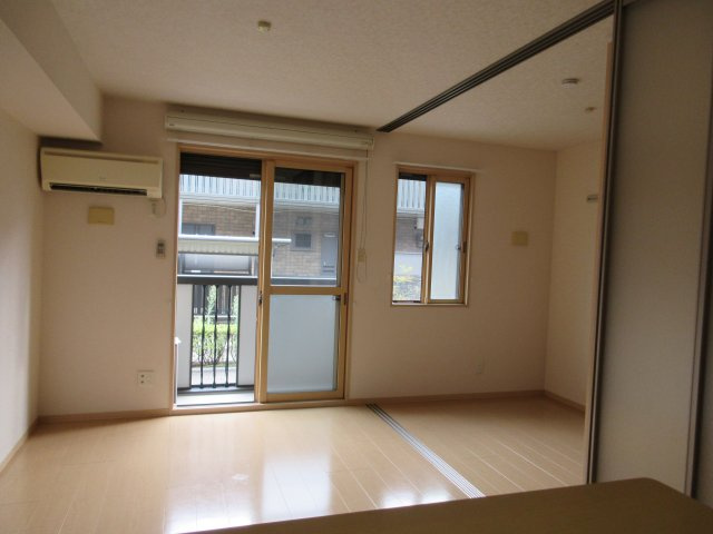 サンクレア Ⅱの居間・リビング