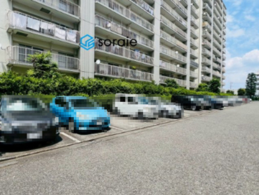 入間ビレッジ7号棟　中古マンションの駐車場