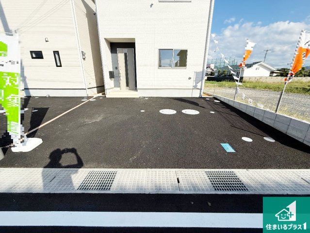 紀の川市下井阪　第3期　新築一戸建ての駐車場|駐車スペース！散水栓があるので、こまめに愛車を洗えます！