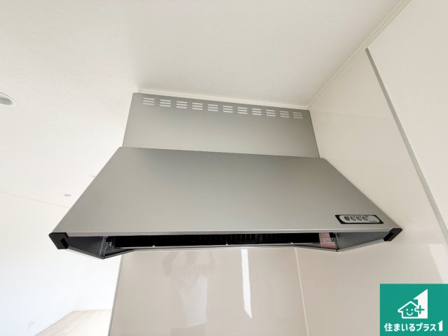 紀の川市下井阪　第3期　新築一戸建ての設備|汚れにくいスロットフィルタでお手入れラクラク！ＬＥＤ照明付き！