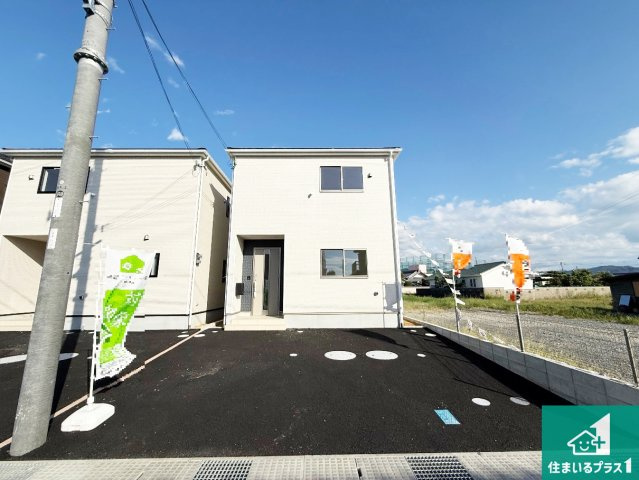 紀の川市下井阪　第3期　新築一戸建ての外観|安心の10年保証！外観を美しく保ち、雨水で汚れを落とします！気になることがありましたら、お気軽にお問い合わせください！