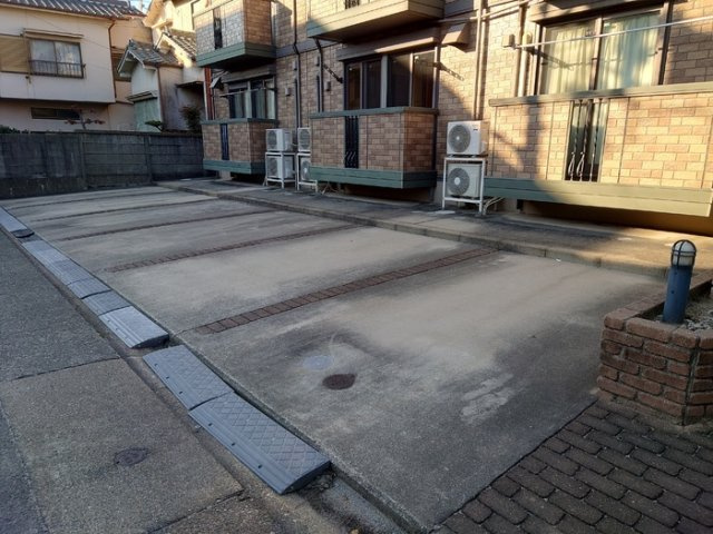 ＴＹＰＨＯＯＮの駐車場