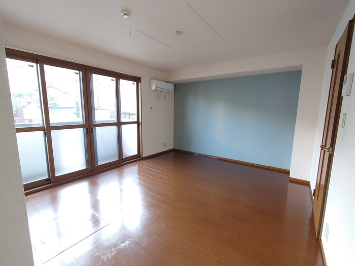 ＴＹＰＨＯＯＮの居間・リビング