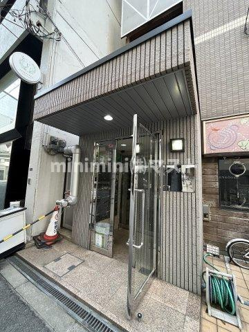 ノールプレール新町のエントランス