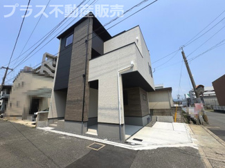 【外観】 | 現地写真。同じ物件を見るなら、プラス不動産販売にお任せ下さい。
