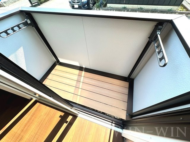 メゾン ラ・ヴェリテ Bのバルコニー