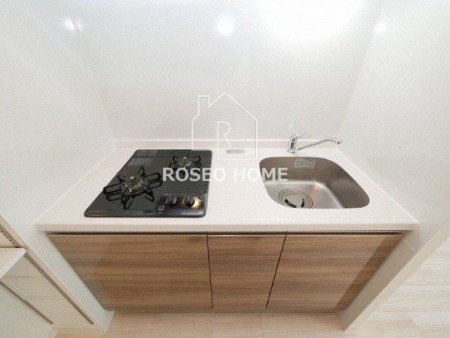 ラドゥセール谷町のキッチン