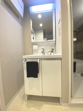 ウイング表町の独立洗面台|使いやすい独立洗面台です