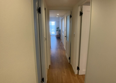 【内装】 | ソルグランデメイツ多摩境オレンジコート | 内装はとにかくおしゃれなものがいい！と選ぶ前に、まず住んだ後のことを想像してみましょう。住んでみたらコンセントの位置が悪くて使いにくいなど出てきます。事前にどの家電をどこに置くか想定しておきましょう。