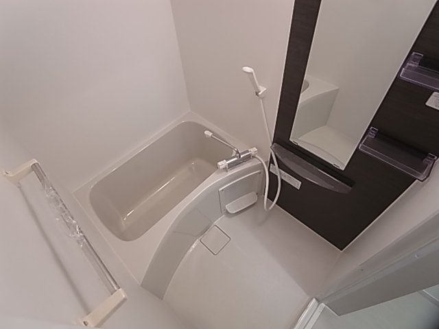 神戸市兵庫区駅南通３丁目の賃貸マンションの浴室