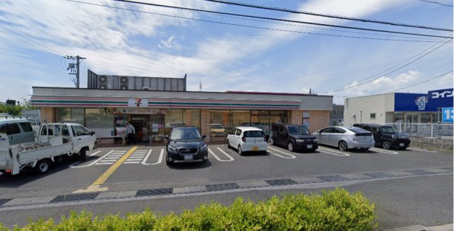 野洲市吉地の店舗の外観