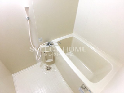 【浴室】 | 天神山マンションⅡ号館 | 落ち着いた空間のお風呂です
同型タイプです