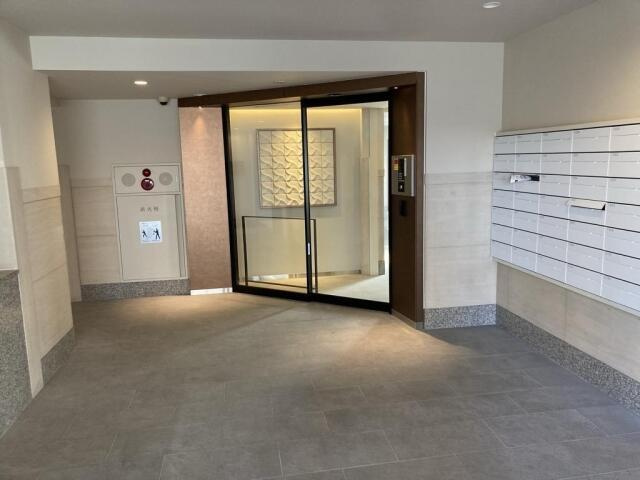 パークナードフィット田園調布のエントランス| 