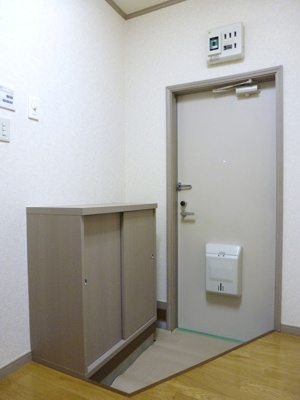 【玄関】 | ウォーレンス